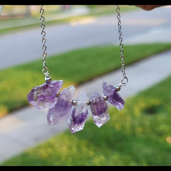 Raw Amethyst crystal necklace - Picture 1 of 10